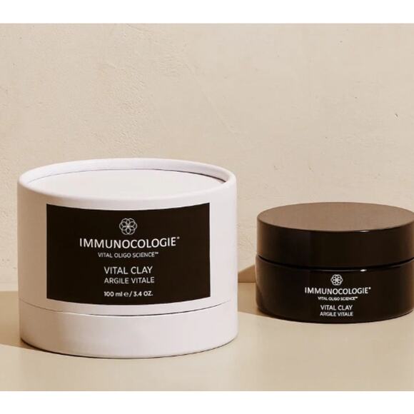 VITAL CLAY MASK A Creamy, Hydrating, Deep-Pore Cleansing Clay Mask - Picture 2 of 10